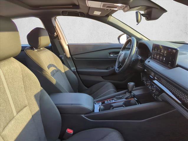 Used 2023 Honda Accord Sport image 17