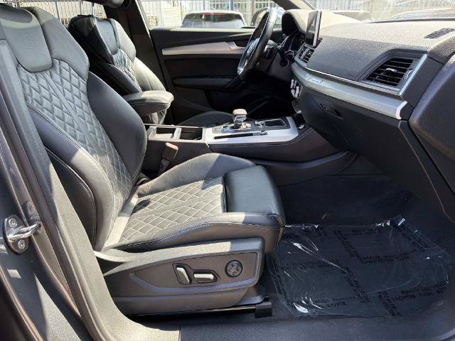 Used 2018 Audi SQ5 Premium Plus w/ Navigation Package AWD/4WD image 29