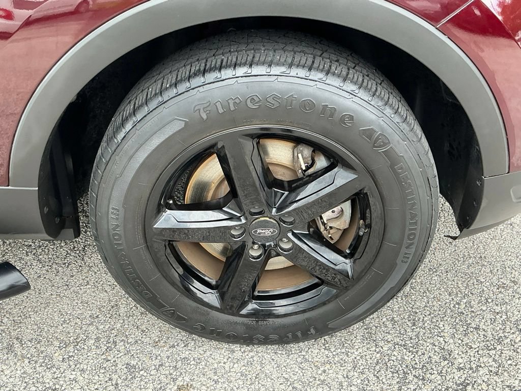 Certified 2018 Ford Explorer XLT FWD image 29