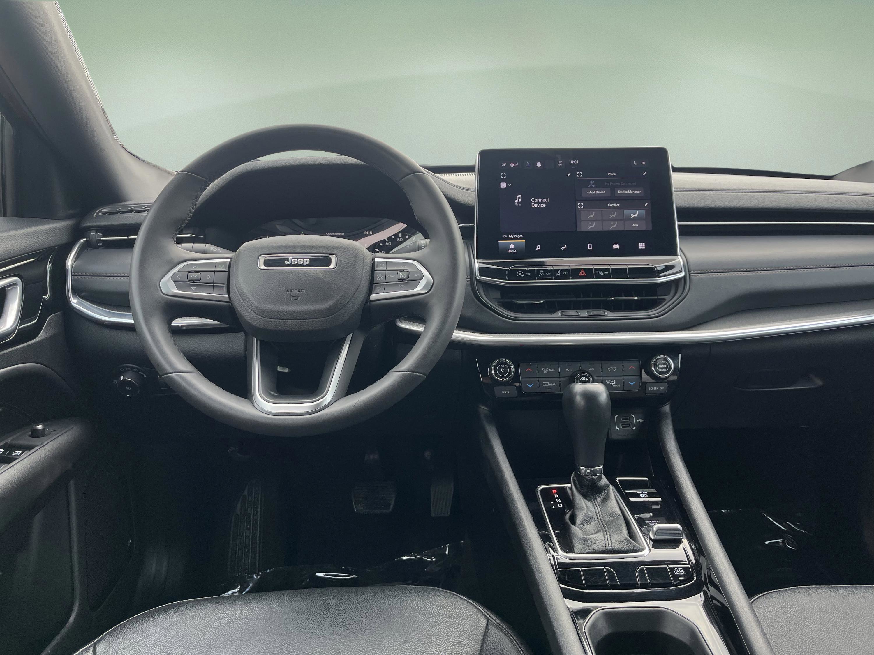 Used 2023 Jeep Compass Limited image 32