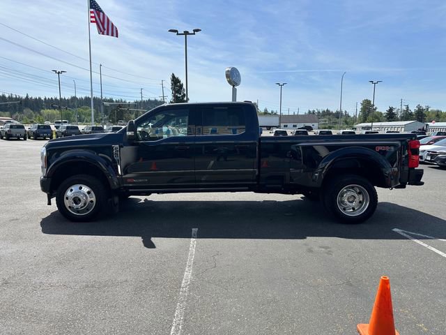 Certified 2025 Ford F450 King Ranch w/ FX4 Off-Road Package AWD/4WD image 5