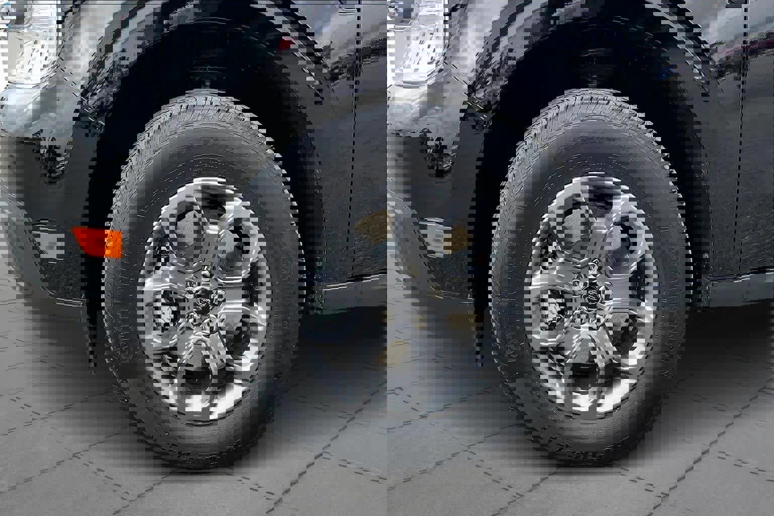 Certified 2024 Ford Maverick XLT image 12