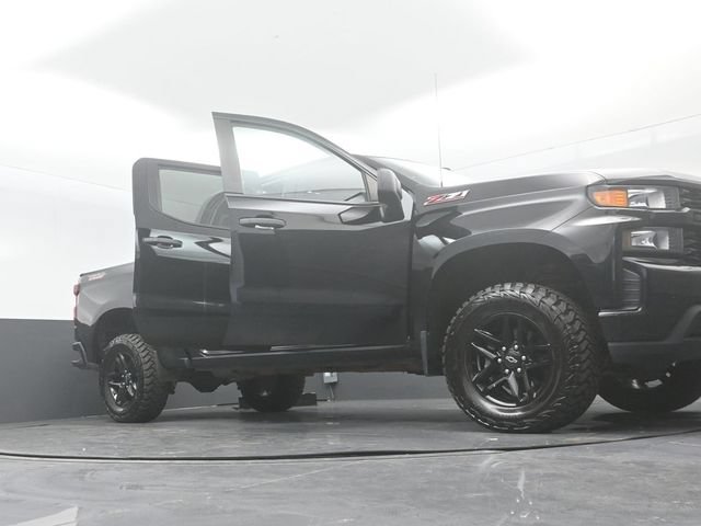 Used 2019 Chevrolet Silverado 1500 Custom Trail Boss w/ Custom Convenience Package AWD/4WD image 31