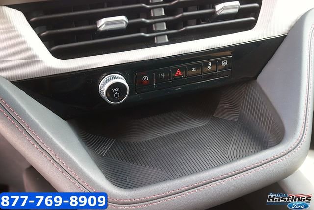Certified 2025 Ford Explorer Active RWD image 31