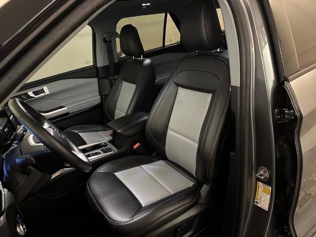 Certified 2023 Ford Explorer XLT w/ Equipment Group 202A RWD image 13