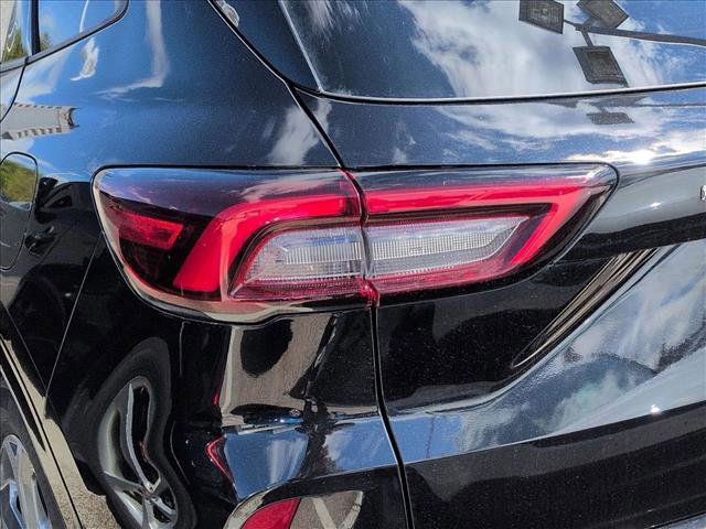 Certified 2023 Ford Escape ST-Line w/ Tech Pack #1 FWD image 9