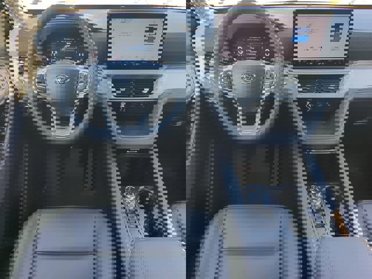 Certified 2025 Ford Explorer Active w/ Active Comfort Package image 14