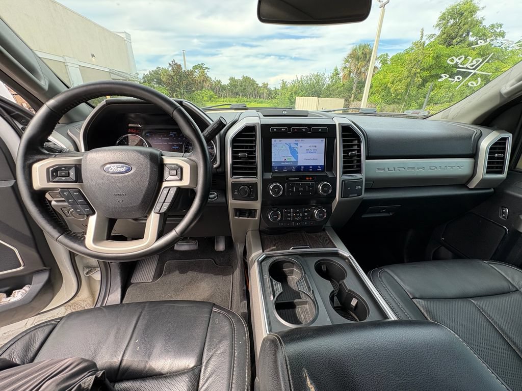 Certified 2020 Ford F250 Lariat w/ Lariat Ultimate Package AWD/4WD image 8