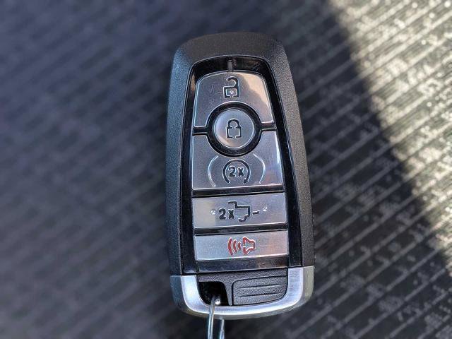 Certified 2022 Ford F150 XLT w/ Equipment Group 302A High image 33