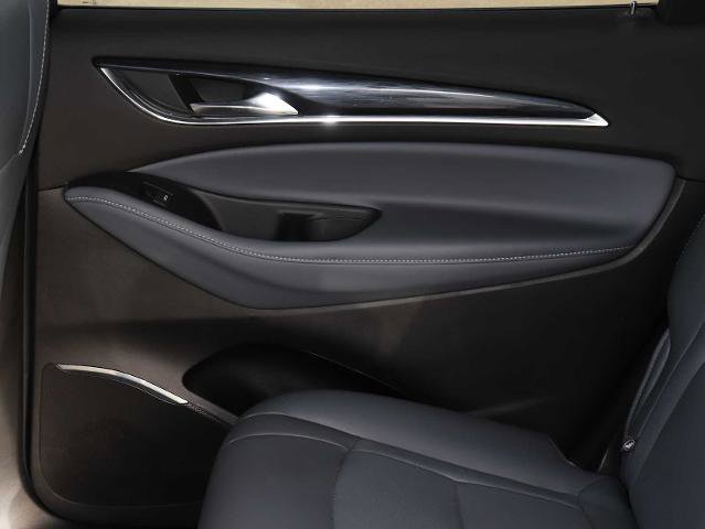 Used 2020 Buick Enclave Premium w/ Sun and Sites Package image 18