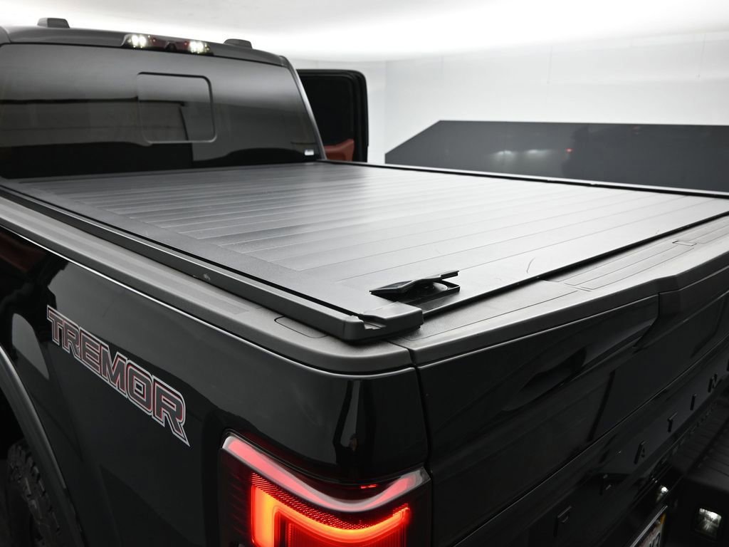 Certified 2022 Ford F250 Platinum w/ Tremor Off-Road Package image 50