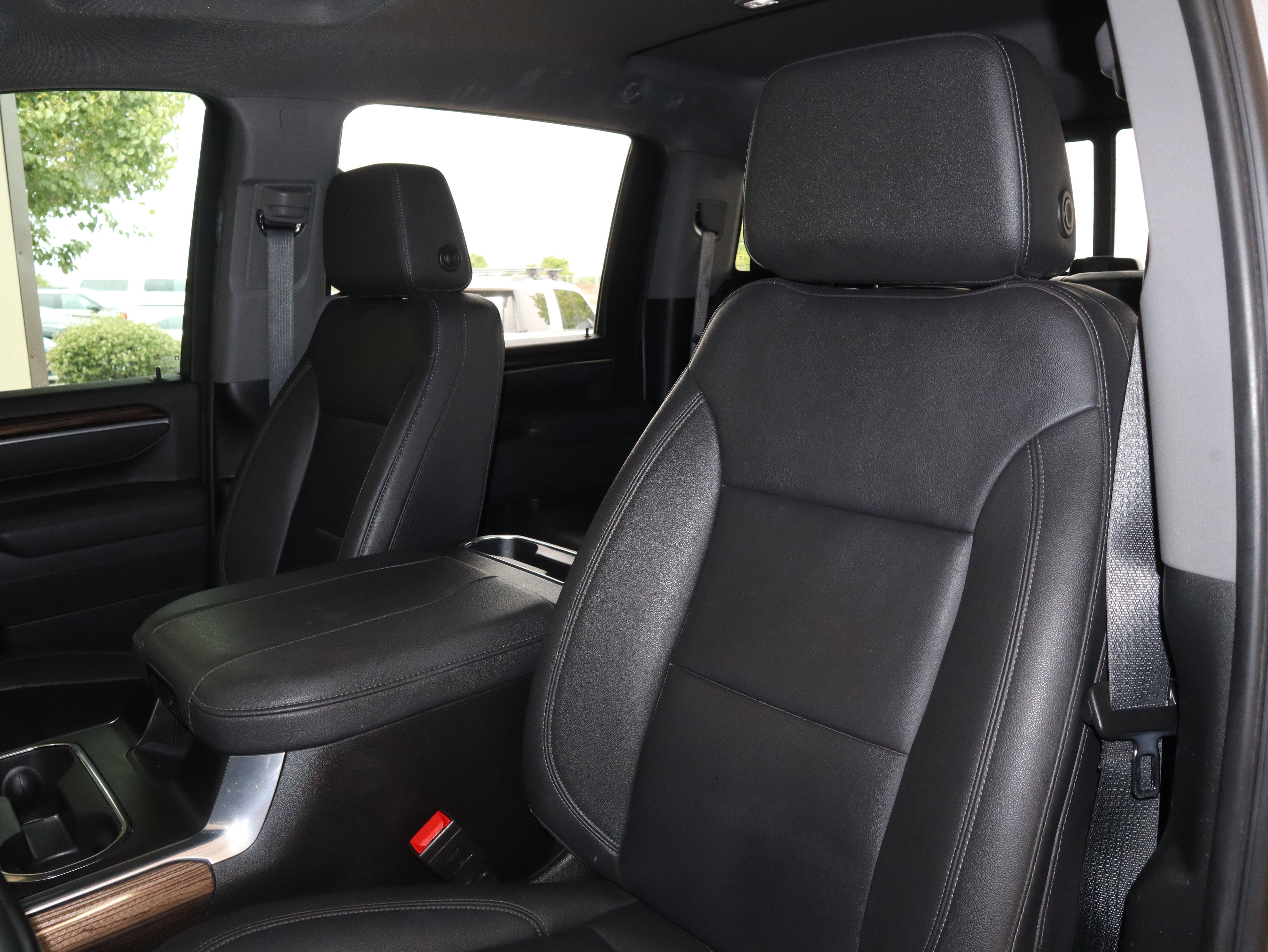 Used 2025 Chevrolet Silverado 2500 LT w/ Texas Edition AWD/4WD image 35