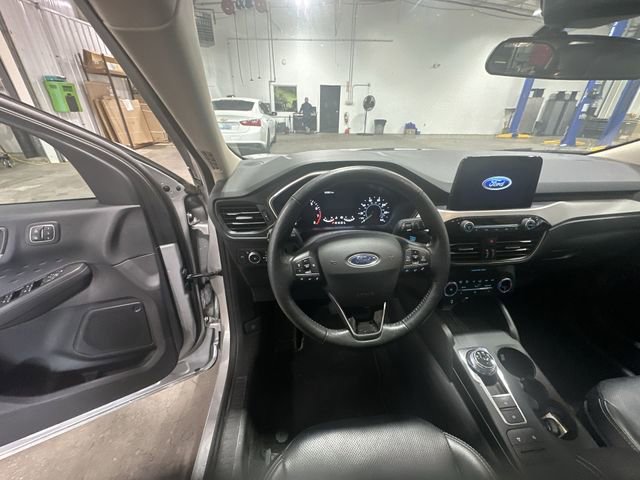 Certified 2020 Ford Escape SEL FWD image 15