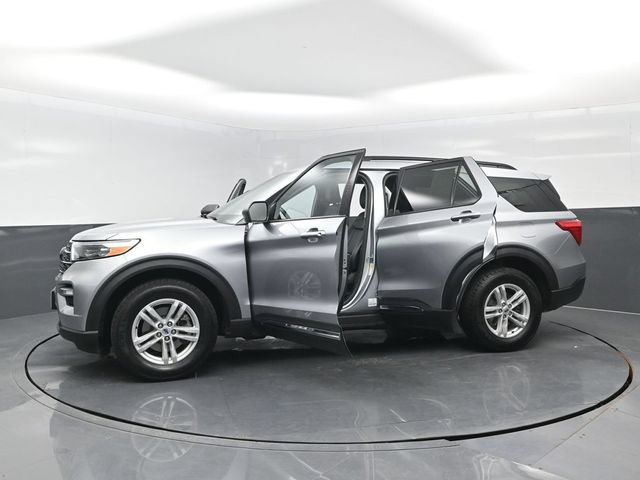 Certified 2024 Ford Explorer XLT w/ Equipment Group 202A AWD/4WD image 29