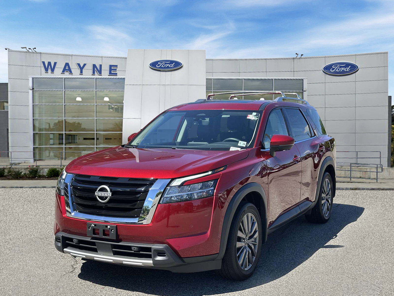 Used 2023 Nissan Pathfinder SL w/ SL Premium Package AWD/4WD image 2
