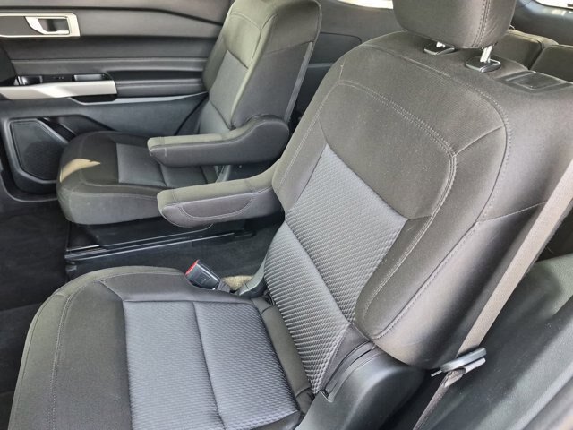 Certified 2023 Ford Explorer XLT RWD image 28