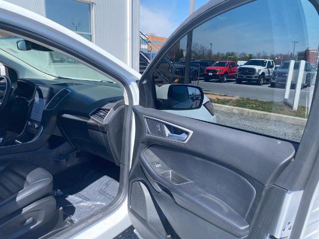 Certified 2023 Ford Edge SEL w/ Convenience Package AWD/4WD image 15