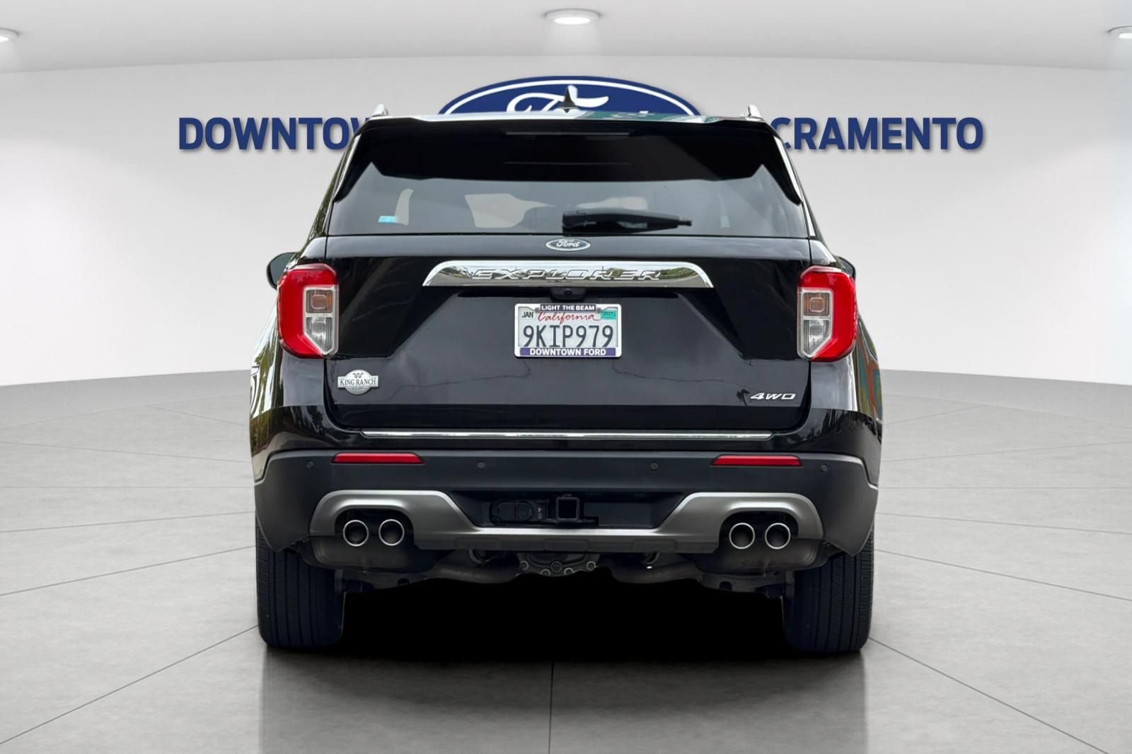 Certified 2023 Ford Explorer King Ranch w/ Technology Package AWD/4WD image 9