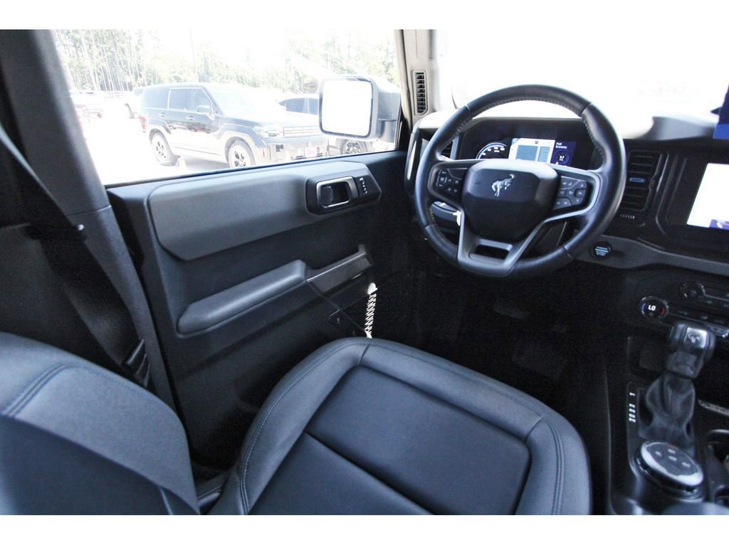 Certified 2023 Ford Bronco Black Diamond AWD/4WD image 11