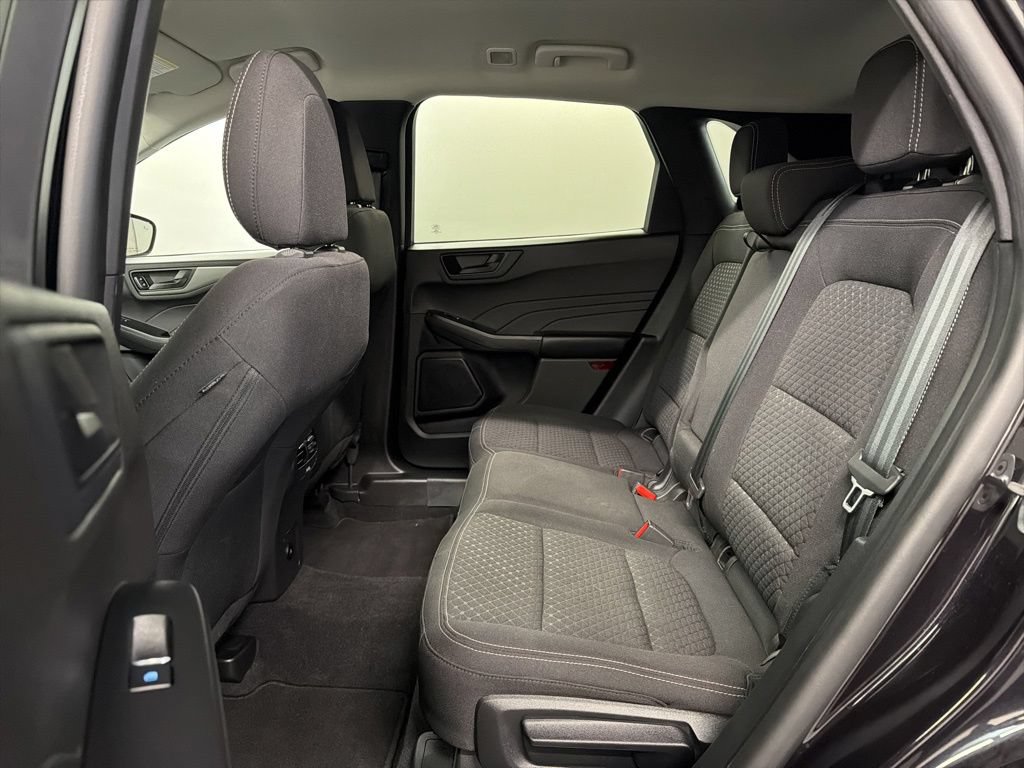 Certified 2023 Ford Escape Active AWD/4WD image 28