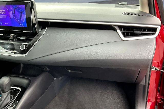 Used 2025 Toyota Corolla LE FWD image 26