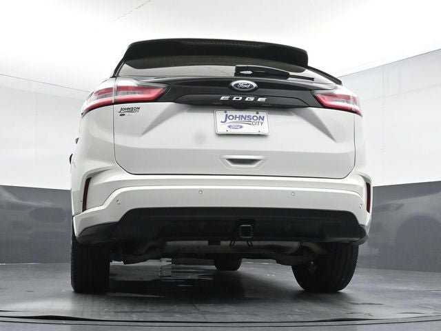 Certified 2024 Ford Edge ST-Line w/ Class II Trailer Tow Package AWD/4WD image 32