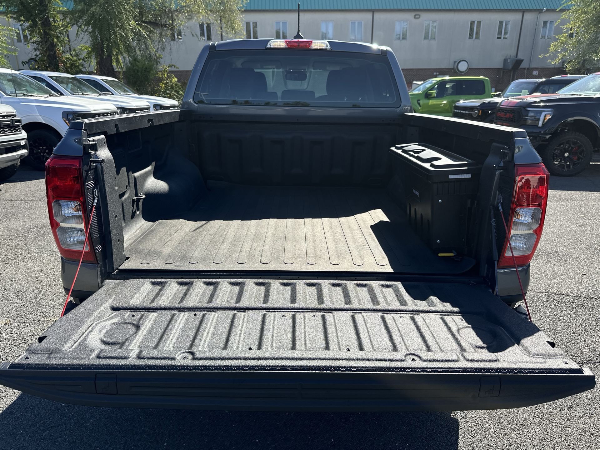 Certified 2025 Ford Ranger XL w/ Trailer Tow Package RWD image 26