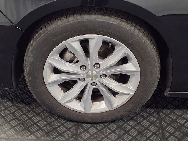 Used 2024 Chevrolet Malibu LT FWD image 32