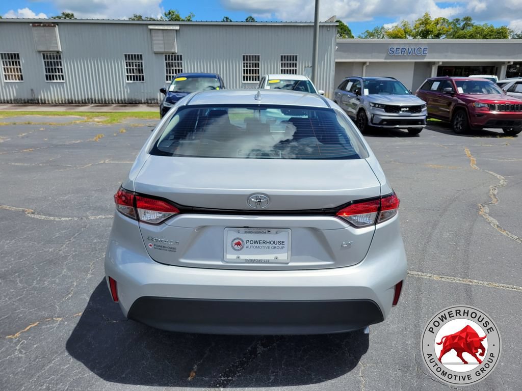 Used 2024 Toyota Corolla LE FWD image 5