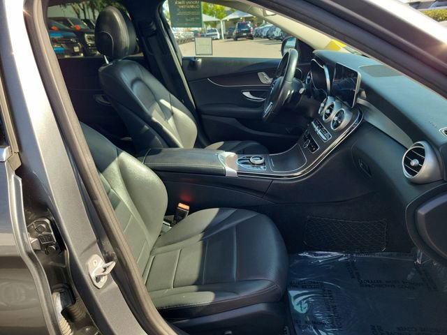 Used 2019 Mercedes-Benz C 300 Sedan image 15
