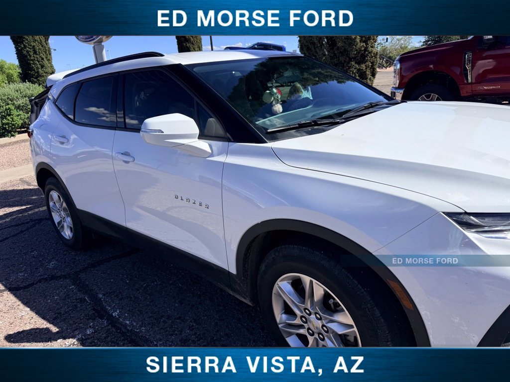 Used 2019 Chevrolet Blazer LT FWD image 2