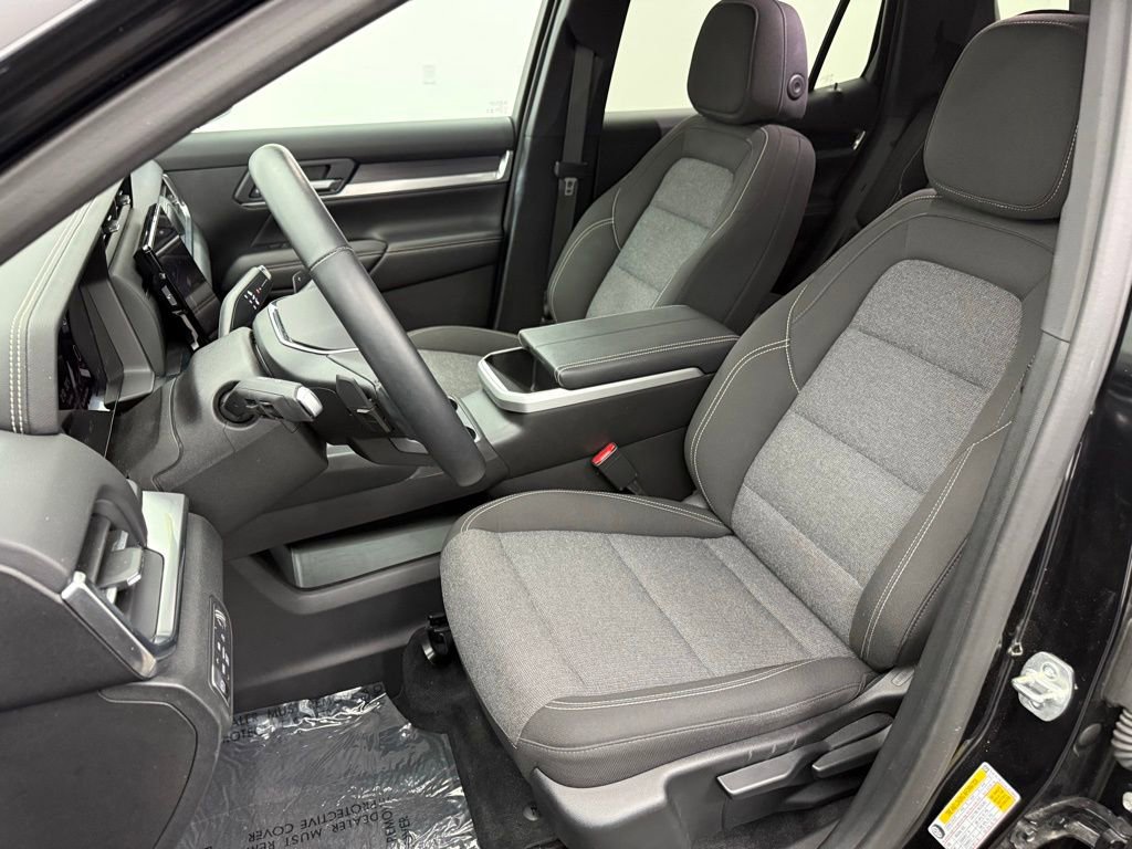 Used 2025 GMC Terrain Elevation image 19