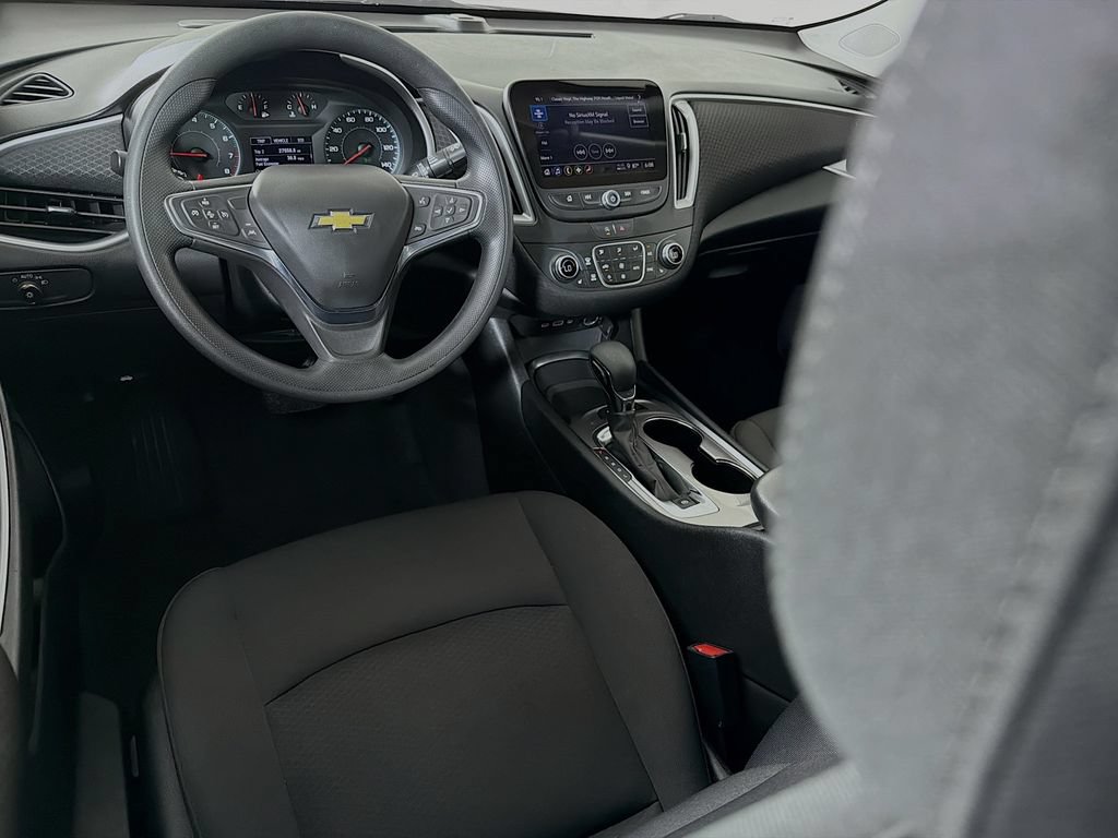 Used 2024 Chevrolet Malibu LT FWD image 27
