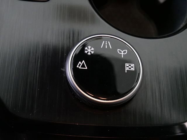 Used 2023 Nissan Rogue SV AWD/4WD image 19