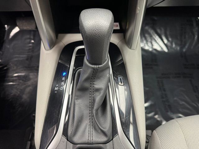 Used 2022 Toyota Corolla Cross LE image 21