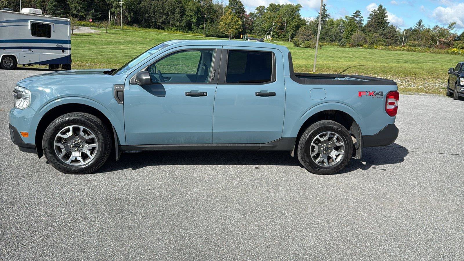 Certified 2022 Ford Maverick XLT w/ Equipment Group 300A Standard AWD/4WD image 7