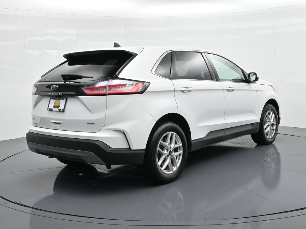 Certified 2024 Ford Edge SEL AWD/4WD image 6