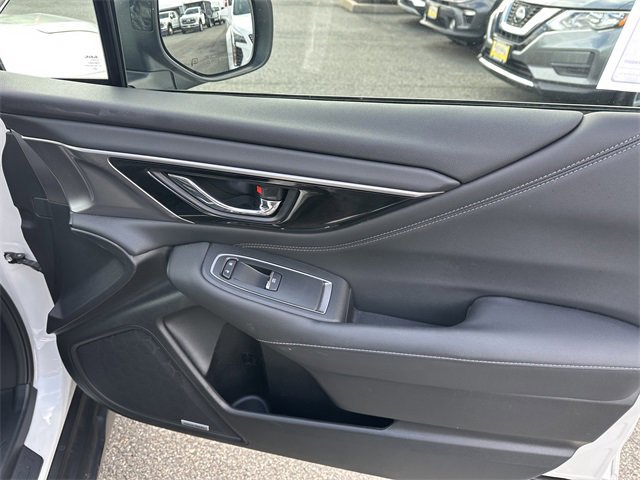 Used 2023 Subaru Outback Limited image 36