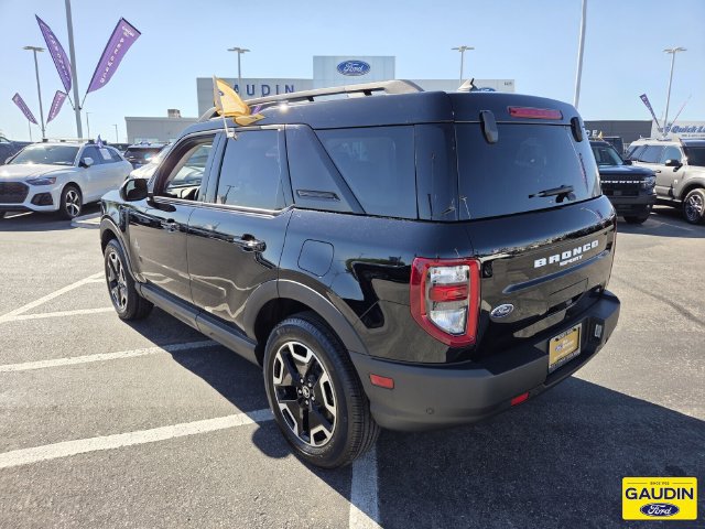Certified 2023 Ford Bronco Sport Outer Banks w/ Tech Package AWD/4WD image 5