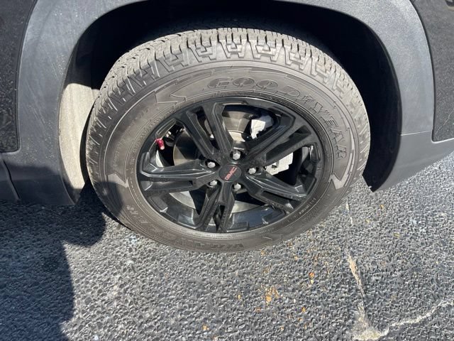 Used 2024 GMC Terrain AT4 w/ Infotainment Package II AWD/4WD image 7