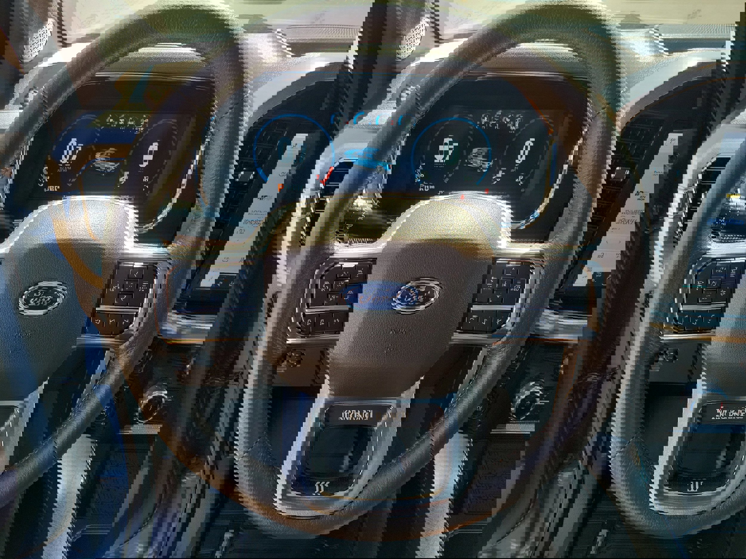 Certified 2023 Ford F150 King Ranch w/ Equipment Group 601A High image 26