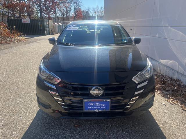 Used 2024 Nissan Versa SV w/ Trunk Package image 5