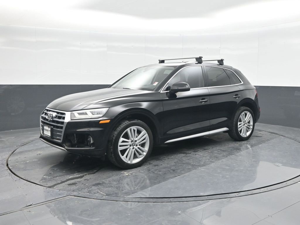 Used 2019 Audi Q5 Prestige w/ Prestige Package image 2