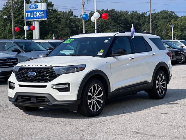 Certified 2022 Ford Explorer ST-Line w/ Class IV Trailer Tow Package AWD/4WD image 3