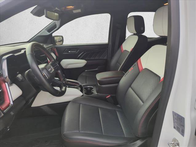 Used 2023 GMC Canyon AT4X image 17
