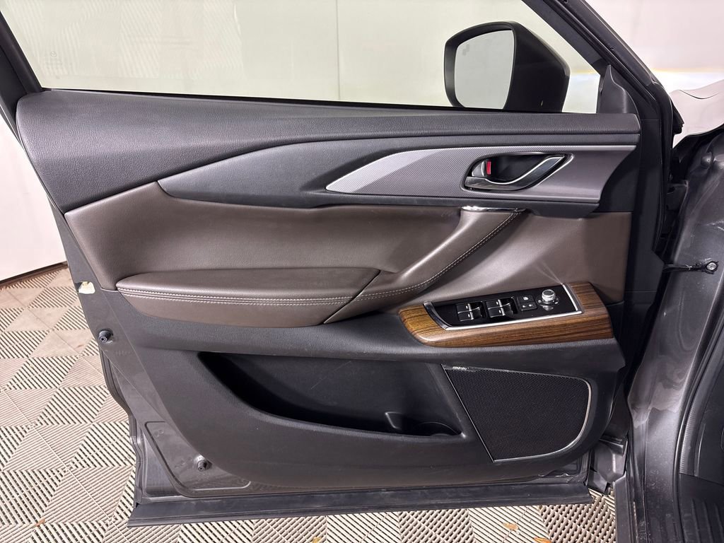 Used 2021 MAZDA CX-9 Signature image 16