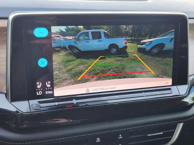 Used 2024 Volkswagen Atlas SE FWD image 16
