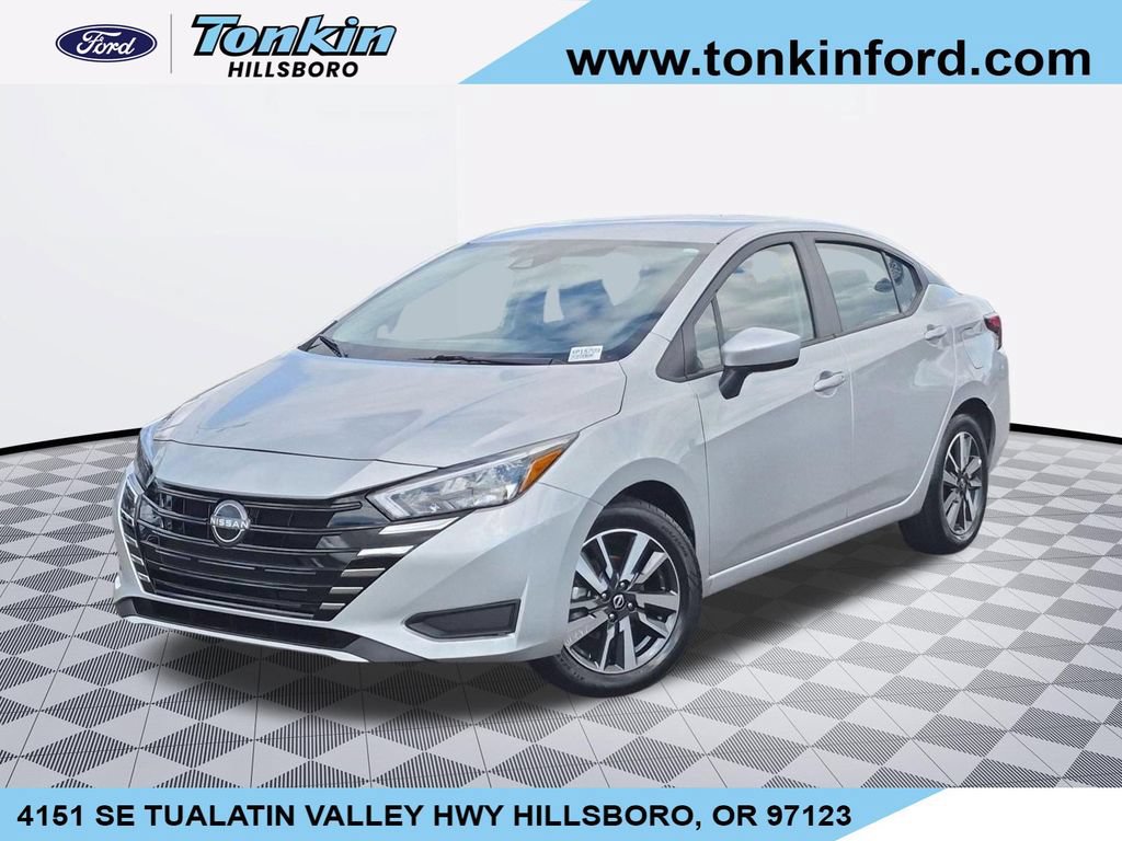 Used 2025 Nissan Versa SV FWD image 1