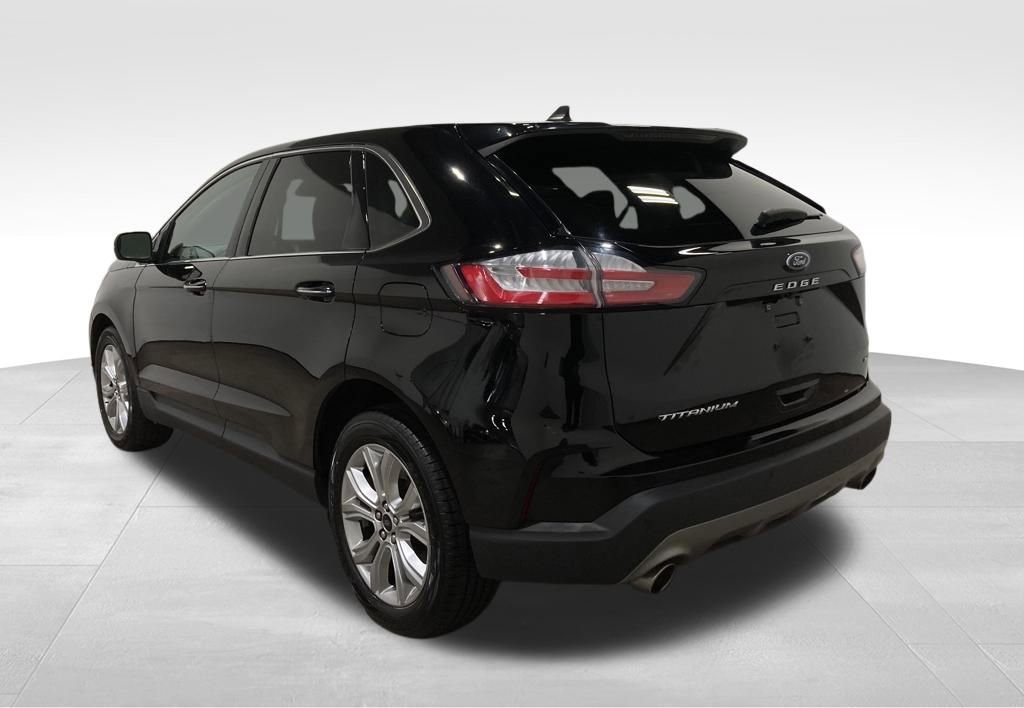 Certified 2023 Ford Edge Titanium image 5