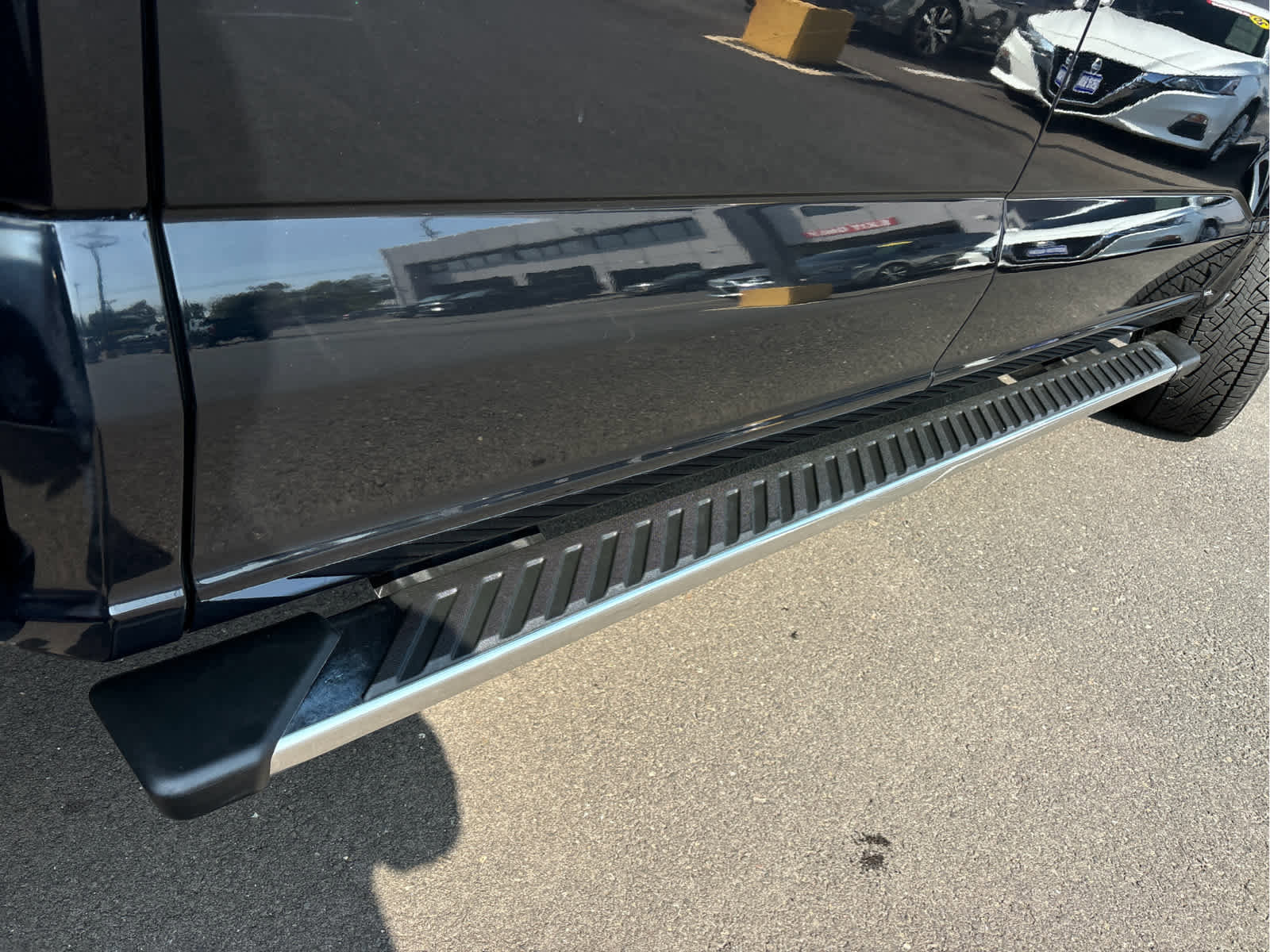 Certified 2022 Ford F150 XLT w/ Equipment Group 302A High image 36